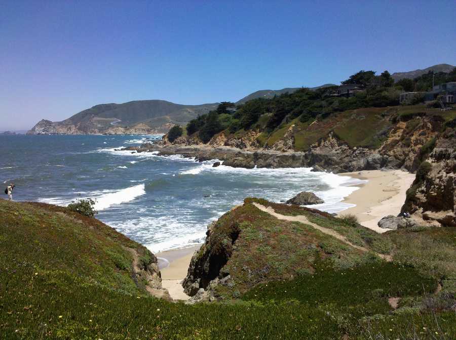 Montara Point Lighthouse 6-12-2010 2 edit.JPG